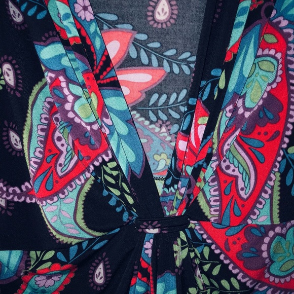 BISOU BISOU colorful lightweight V neck top large - Picture 5 of 6